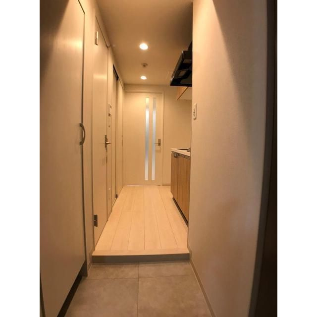 ロイヤルブルーム高鼻町の玄関