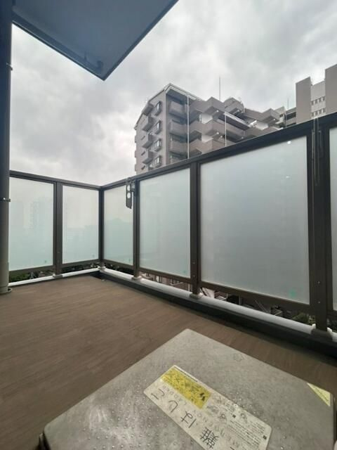 ロイヤルブルーム高鼻町のバルコニー