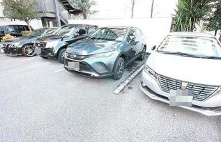 【駐車場】 | 230403東建ニューハイツ元加賀 | 駐車場があるので、車を買う予定の方も安心です