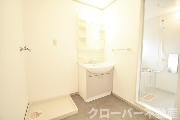 セジュールＫ Ｂ棟の洗面所|洗濯パン＋洗髪洗面化粧台