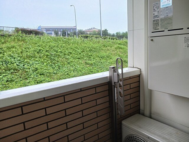 ホームズ豊田　ウエストのバルコニー