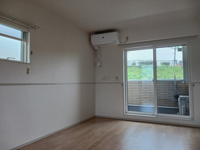 ホームズ豊田　ウエストの居間・リビング