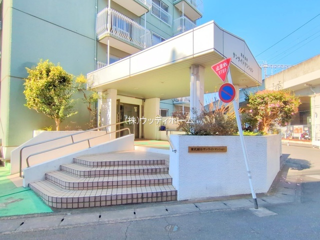 東武越谷サンライトマンションのエントランス