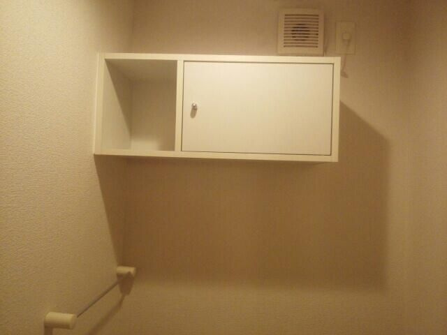 エリーゼ　フジの収納