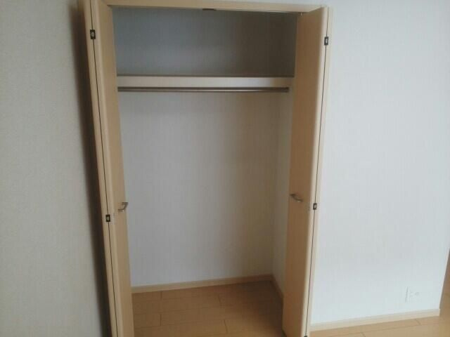 エリーゼ　フジの収納