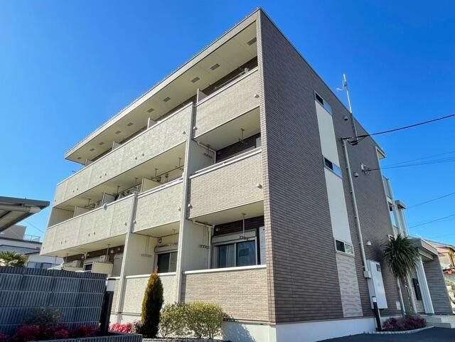 ラ　プルメリアの外観