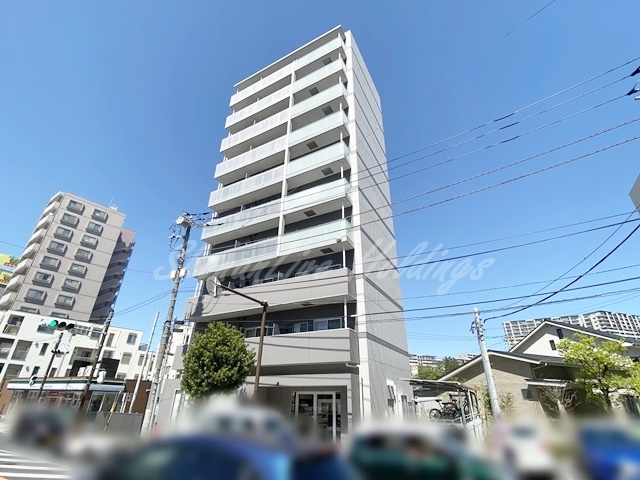 ライブロック湘南の外観