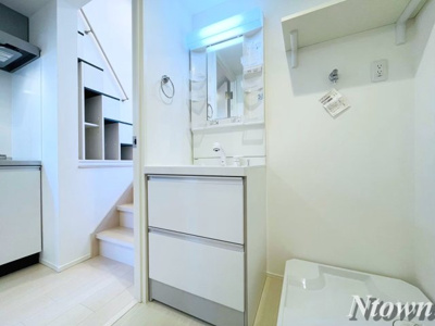 【独立洗面台】 | ハーモニーテラス志賀町Ⅴ | 独立洗面台で身支度をすべて済ませてしまいましょう
