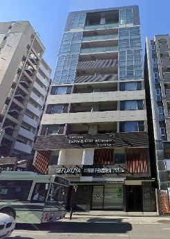 クオン四条柏屋町ビルの外観