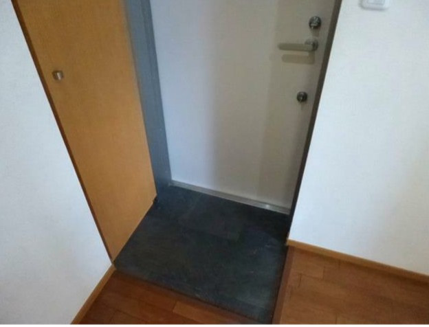 墨田区東駒形２丁目の賃貸マンションの玄関