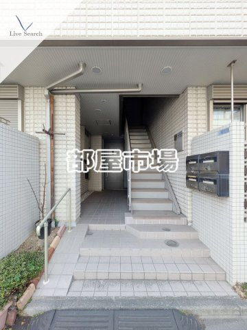 墨田区東駒形２丁目の賃貸マンションのエントランス