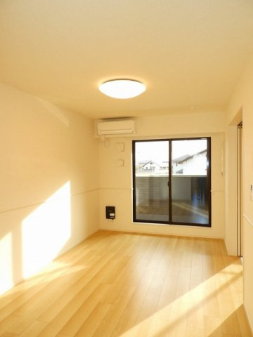 アップフィールド　Ⅱの居間・リビング|おしゃれな居間です