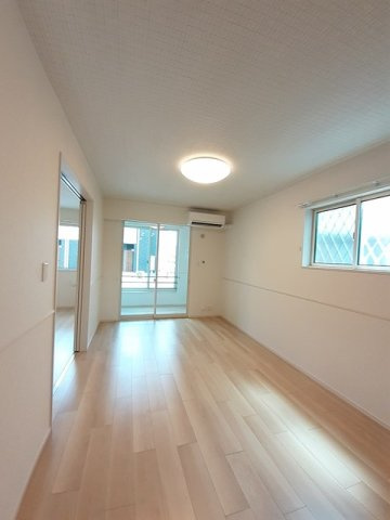 ラルーチェ畠敷　Ⅰの居間・リビング|使いやすい居間です