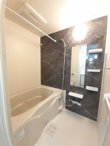 ラルーチェ畠敷　Ⅰの浴室|お風呂です