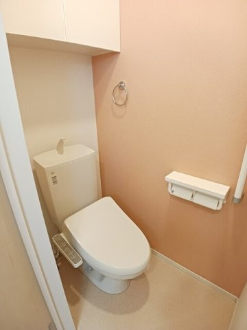 ストーンズ三次ｙｕ　Ⅲのトイレ|ゆったりとした空間のトイレです