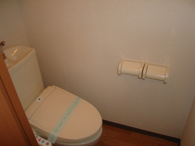 シェルル長束西のトイレ|シャワー付トイレ