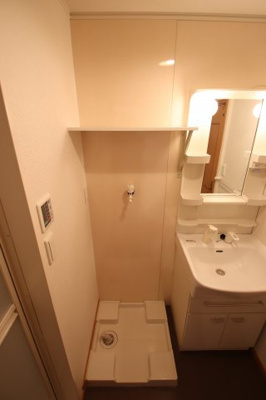 【設備】 | アージュ | 室内洗濯機置場