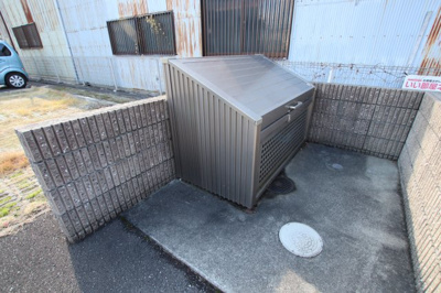 【その他共用部分】 | アージュ | 敷地内ゴミ捨場