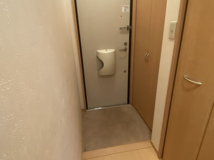 セレッサ花堂　Ｂの玄関