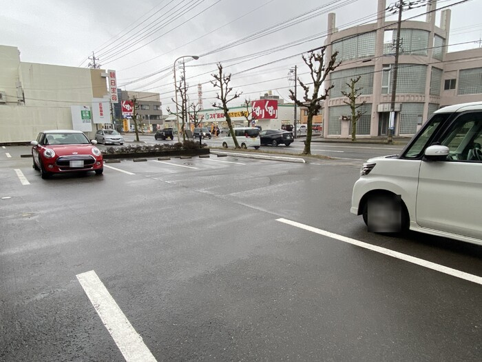 セレッサ花堂　Ｂの駐車場