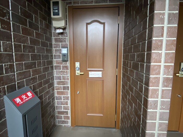 セレッサ花堂　Ｂの玄関