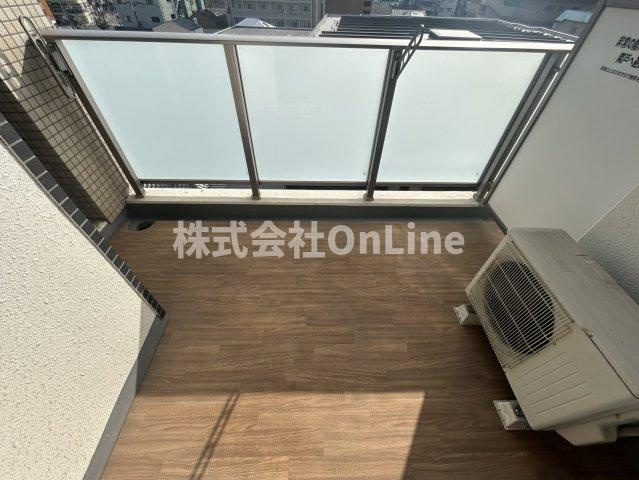 ヴェルテックスのバルコニー