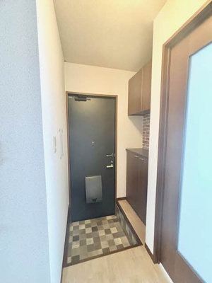 【玄関】 | シャトリエ 弐番館