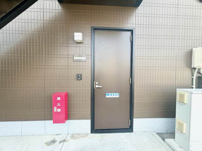 【玄関】 | シャトリエ 弐番館