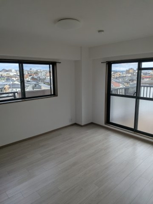 【居間・リビング】 | ロワイヤル明石魚住