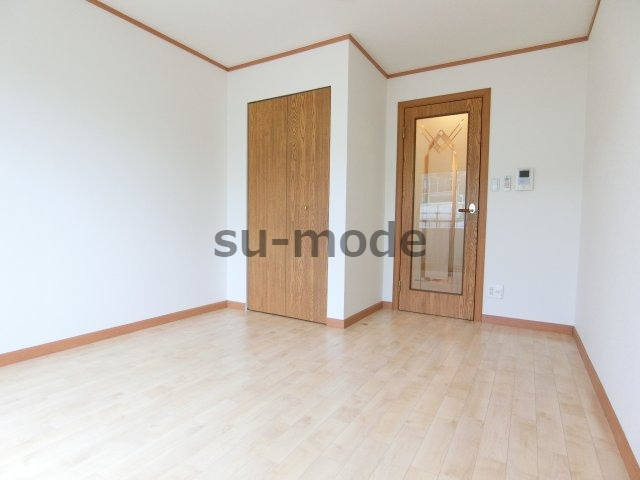 エスポアールB棟の洋室