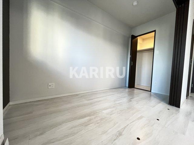 グランステディ城東中央の洋室