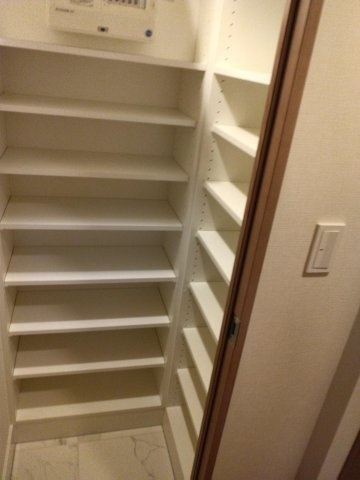 グランリビオ芝大門の玄関