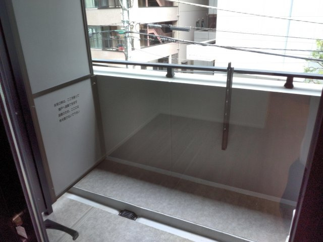 グランリビオ芝大門のバルコニー