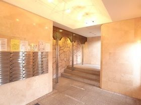 菱和パレス小石川後楽園のロビー