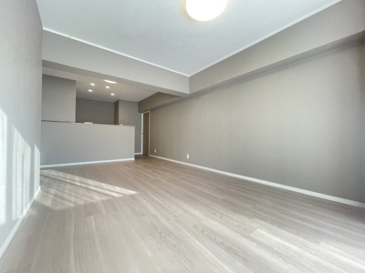 【居間・リビング】 | 諏訪山スカイハイツ