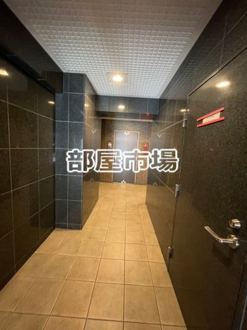 Risingplace町屋のロビー