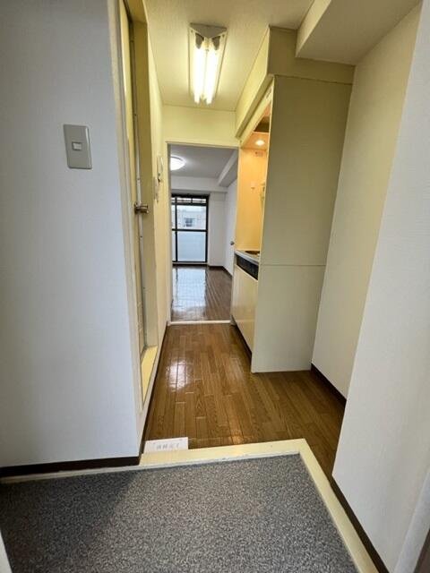 リエス新小岩の玄関