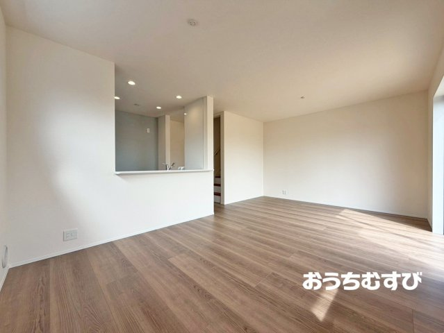 春日井市高森台7丁目（全2棟）の居間・リビング