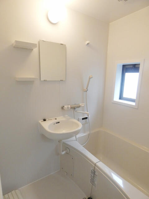 萩沢ハイツＢ棟の浴室