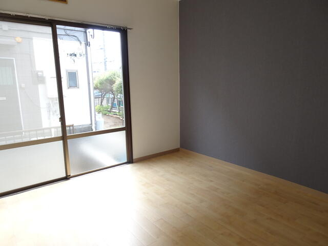 萩沢ハイツＢ棟の洋室