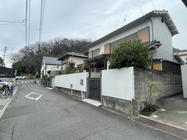 宮脇町二丁目 土地の前面道路含む現地写真