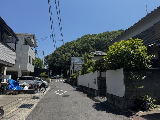 宮脇町二丁目 土地の前面道路含む現地写真