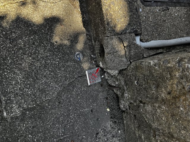 宮脇町二丁目 土地の前面道路含む現地写真