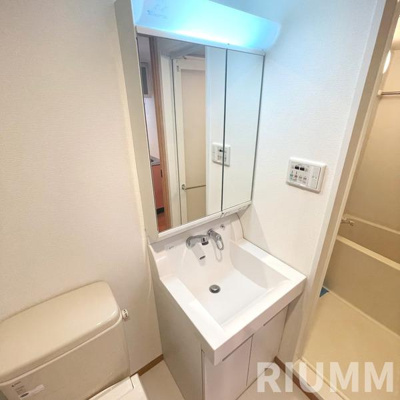 【独立洗面台】 | シェ・ルイ