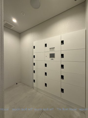 ストーリア名古屋城西のエントランス