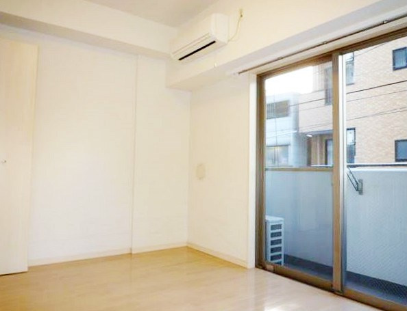 アランシア本所吾妻橋の居間・リビング