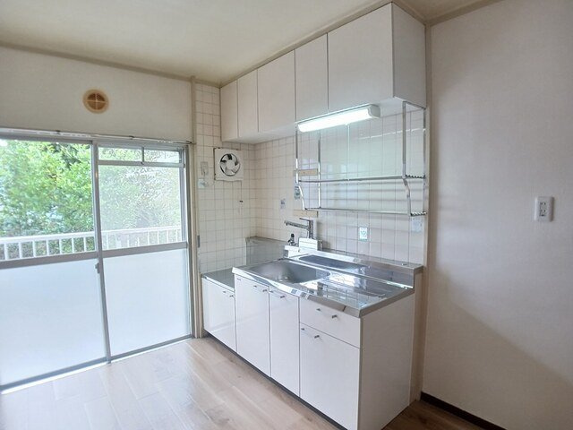 三室山コープタウン２号棟のキッチン