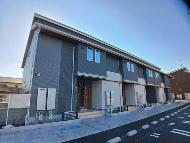 プリュニエ　キャトル