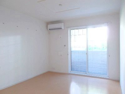 アンシャンテの居間・リビング