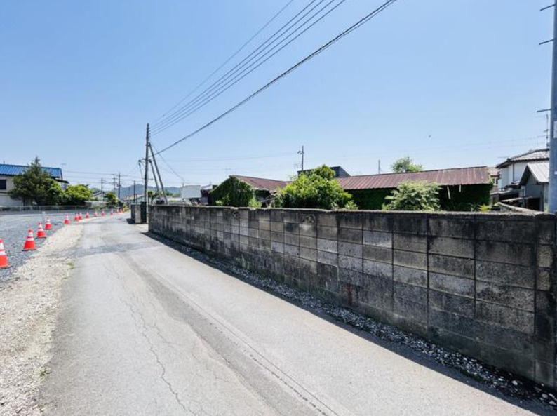佐野市 田沼町（田沼駅） 住宅用地の前面道路含む現地写真